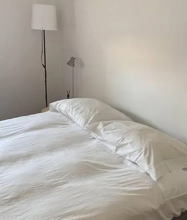 A Lovely Flat In Heart Of Campo De Ourique * Lissabon