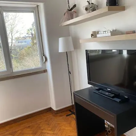 A Lovely Flat In Heart Of Campo De Ourique Lisbon