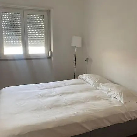 Lejlighed A Lovely Flat In Heart Of Campo De Ourique Lisboa