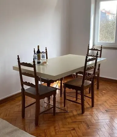 A Lovely Flat In Heart Of Campo De Ourique