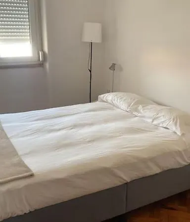 Lejlighed A Lovely Flat In Heart Of Campo De Ourique *
